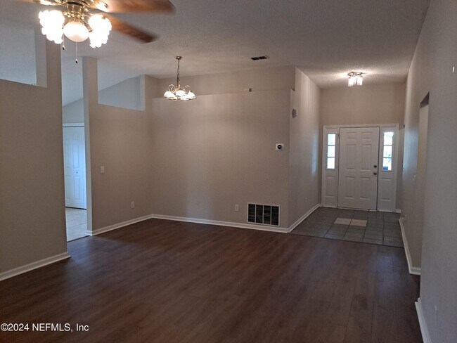 Building Photo - 11786 Lanier Creek Dr