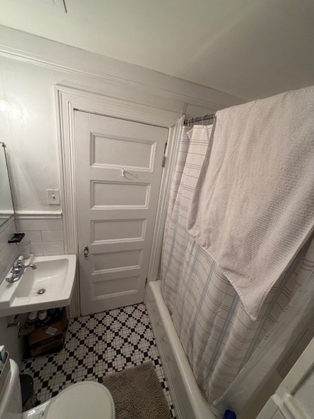 Building Photo - 67 Medway St