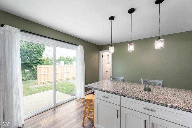 Building Photo - 66 Sherman Dr