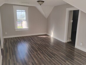 Building Photo - 1325 Jefferson Ave