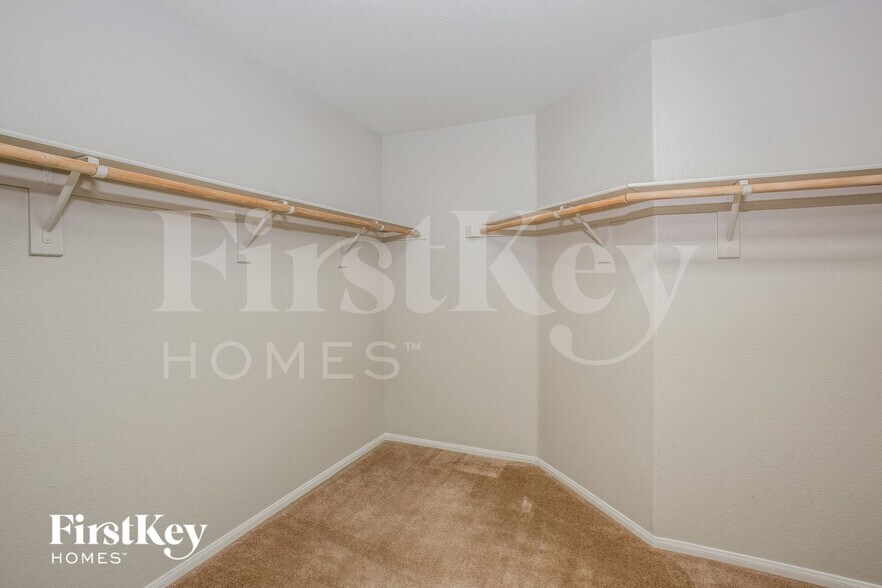 Building Photo - 4913 W Cherokee Run Ct