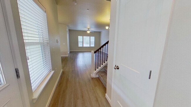 Building Photo - 3 Bedroom 2.5 Bath Duplex with 2 Car Garage. Schedule a tour today!