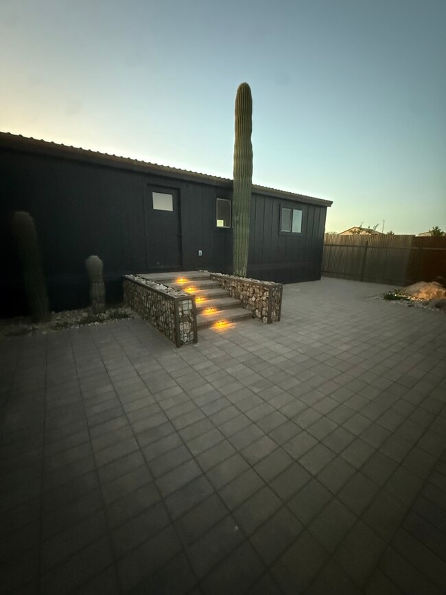 Building Photo - 46633 N 41st Ave