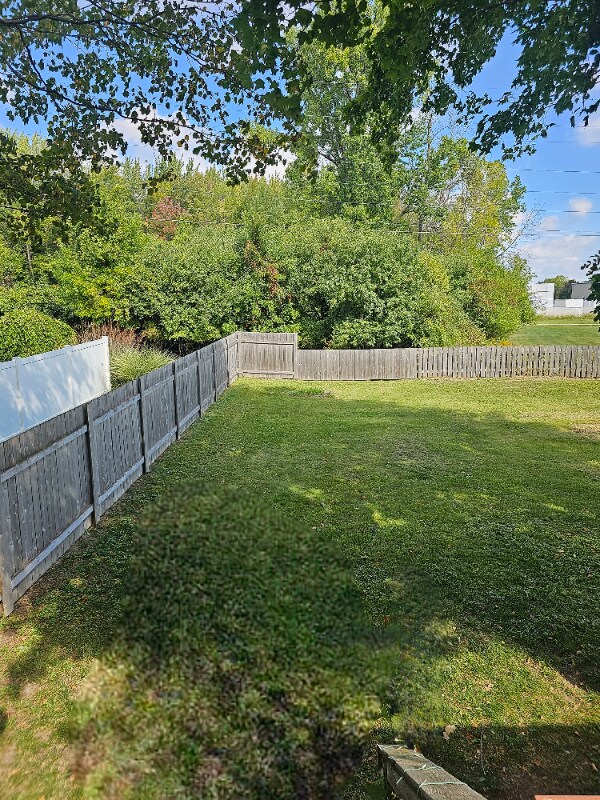 Building Photo - 730 Indianwood Ct