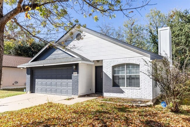 Building Photo - 2012 Balsam Way