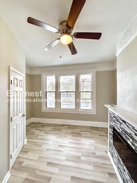 Building Photo - 1434 Rogers St