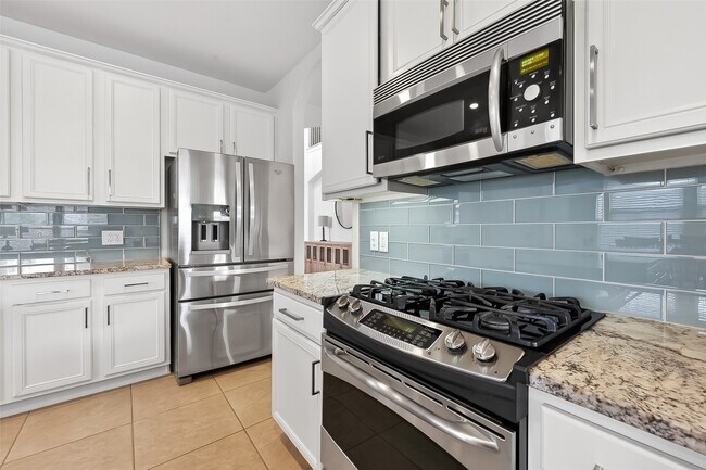 Building Photo - 99 Buck Trail Pl