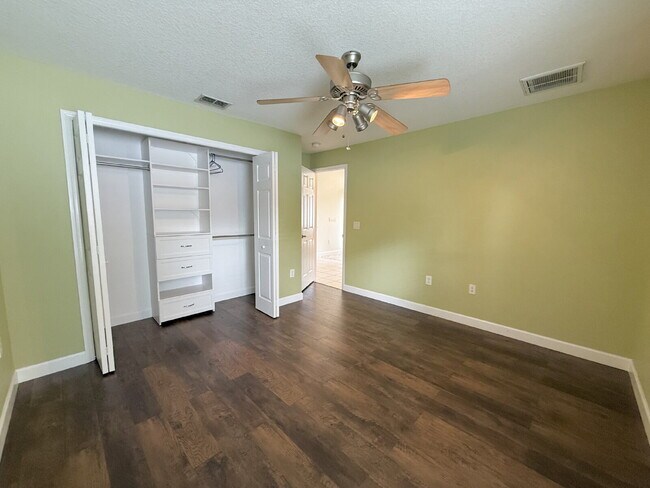 Building Photo - 7801 Brisbane Ct