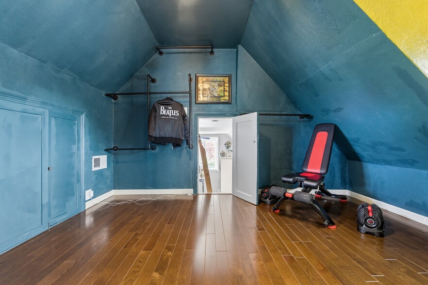 Building Photo - 709 Minnesota Ave