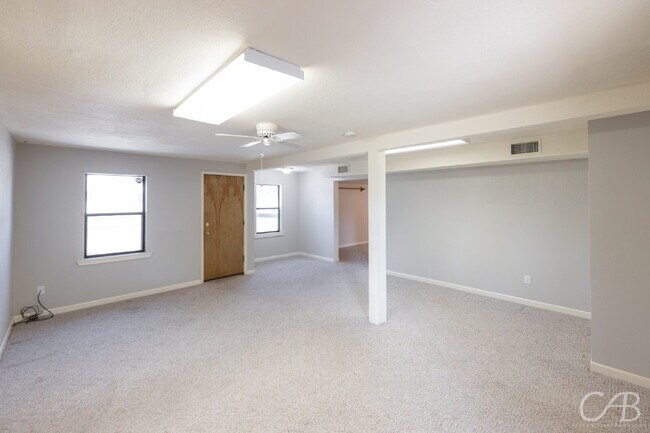 Building Photo - For  Lease