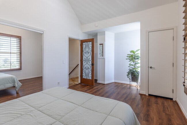 Building Photo - 28711 CA-1