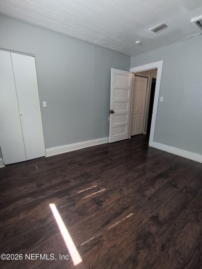 Building Photo - 2092 Benedict Rd