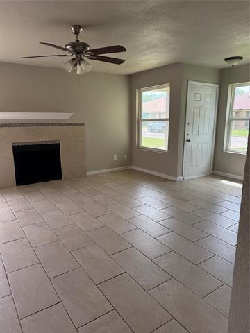 Building Photo - 2333 Lido Ln