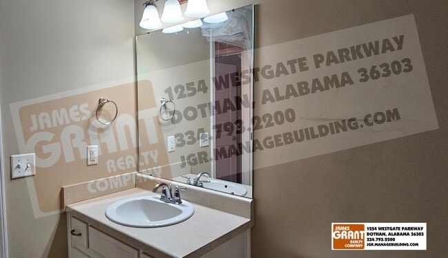 Building Photo - 302 Brushfire Dr