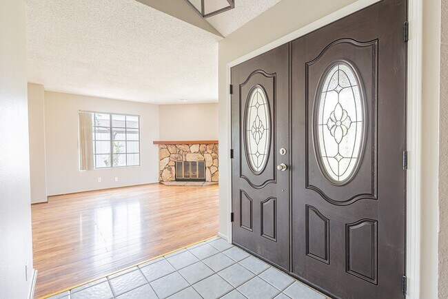 Building Photo - Spacious Single-Story 3-Bedroom Condo with Private Patio and 2-Car Garage