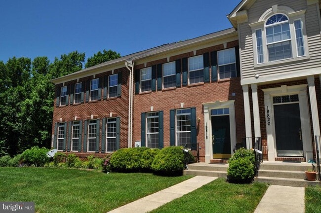 Building Photo - 18818 Broken Oak Rd