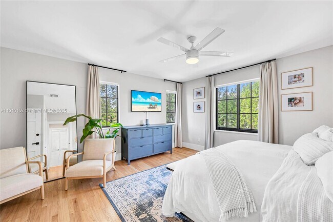 Building Photo - 1951 SW 23rd St