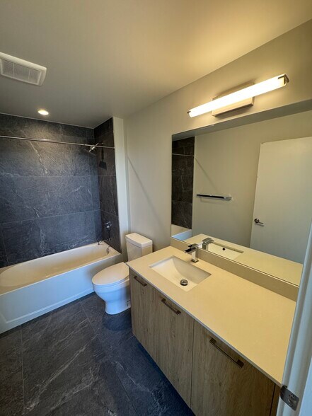 2nd Bathroom - 138 NW 31st St