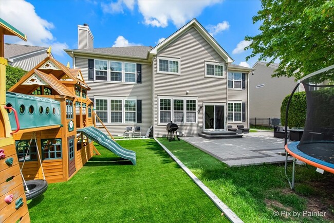 Building Photo - 5919 Chatham Dr