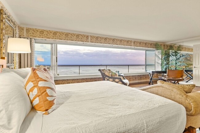 Building Photo - Hale Kaimana: Oceanfront Elegance w/ Beach...