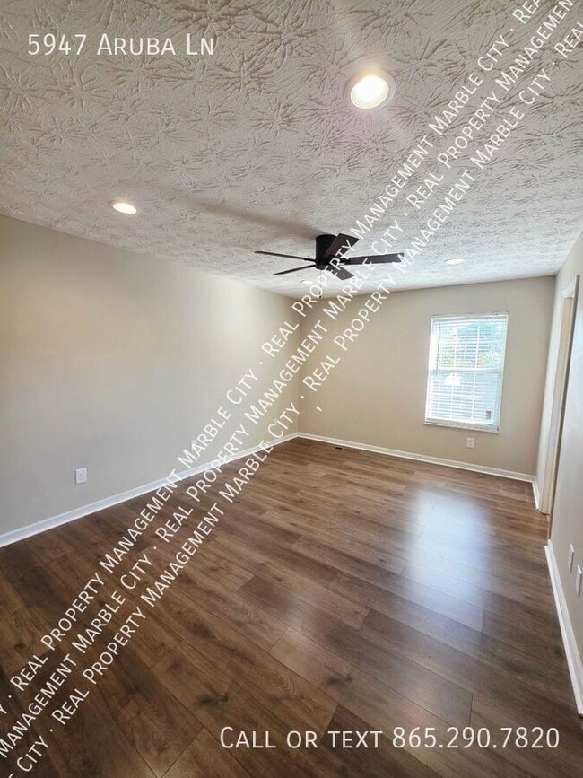 Building Photo - 5947 Aruba Ln