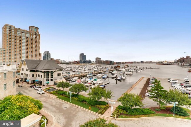 Building Photo - 1290 Harbor Island Walk