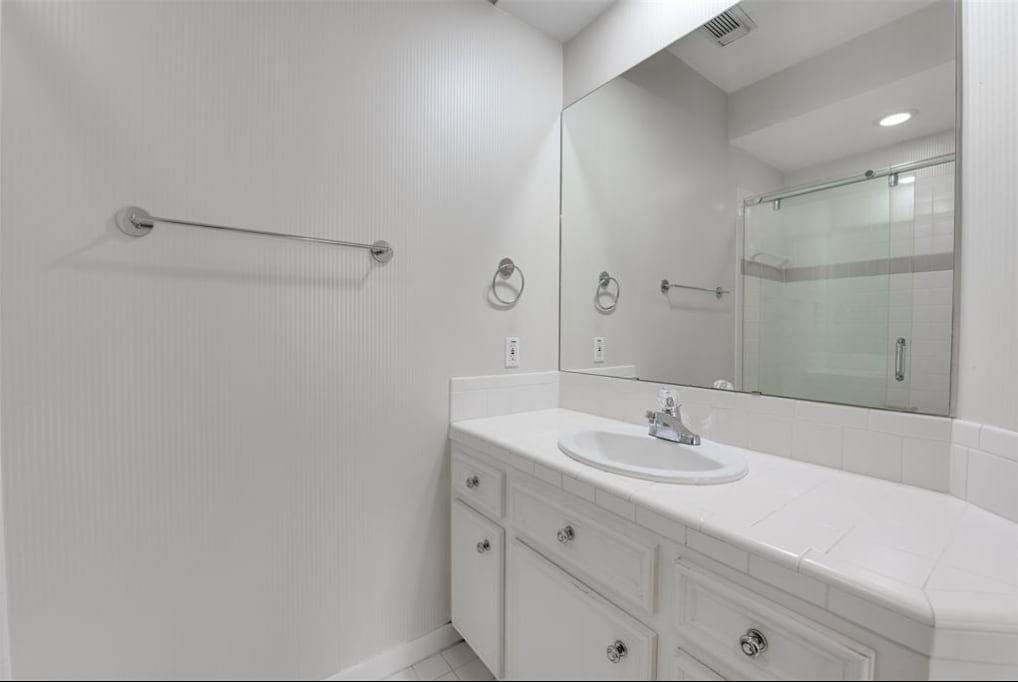 Building Photo - 2307 Huldy St