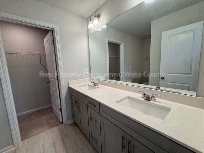 Building Photo - 410 Odham Ln