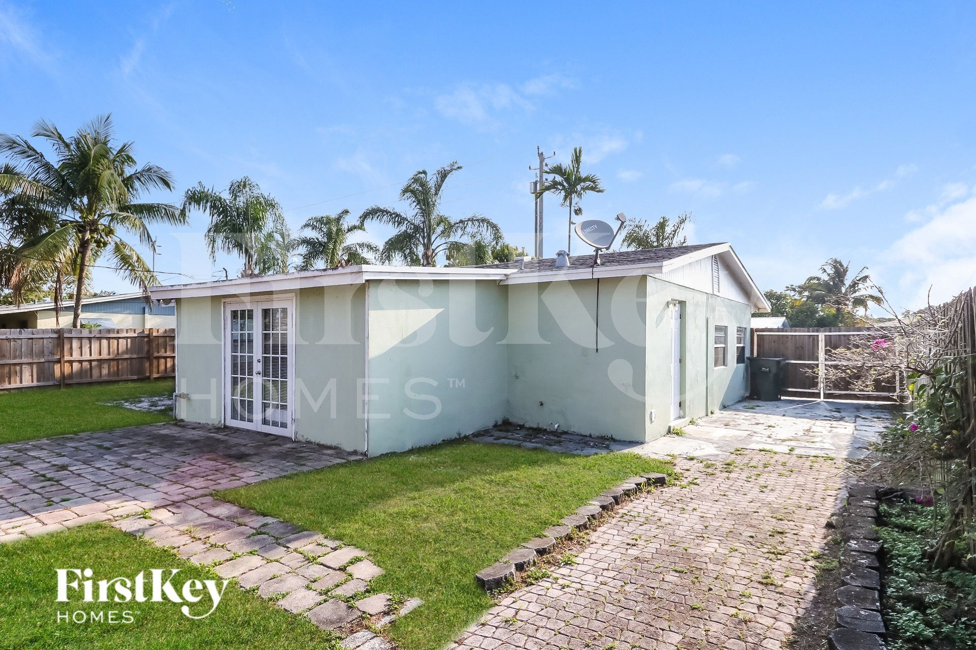 Building Photo - 1357 Drexel Rd