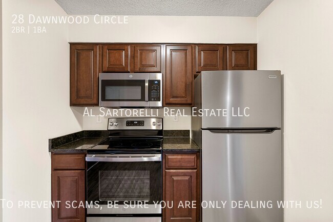 Building Photo - 28 Dawnwood Cir