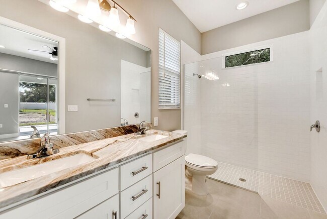 Building Photo - Your next home awaits!