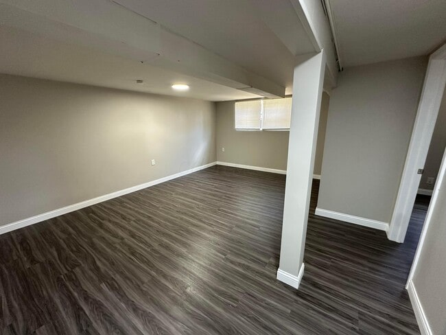 Building Photo - 295 Triumph Way