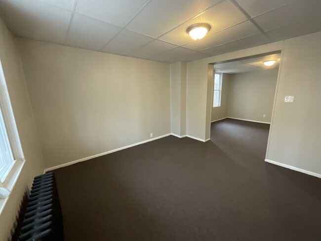 Building Photo - 415 N Pitt St