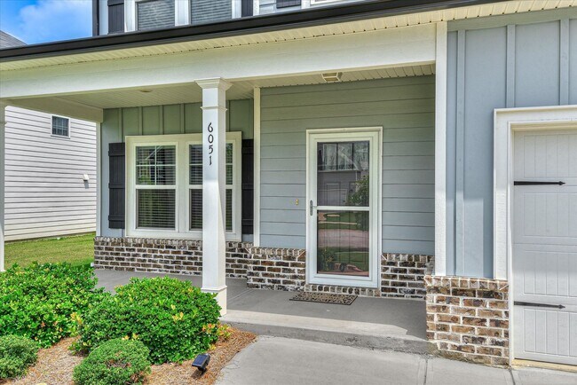Building Photo - 6051 Big Pond Trl