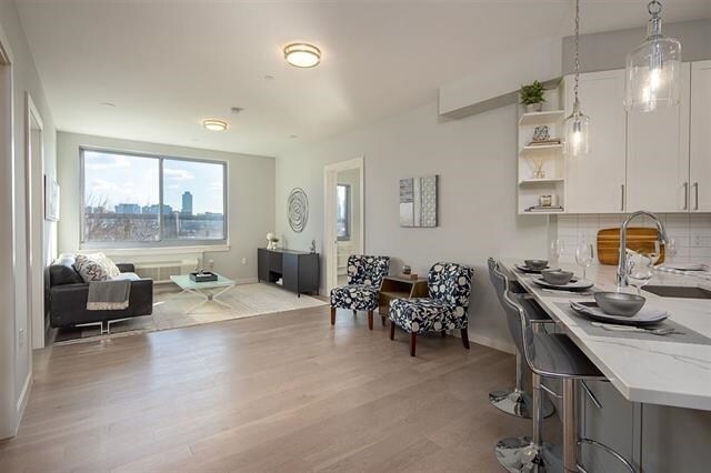 Building Photo - 461 Newark Ave