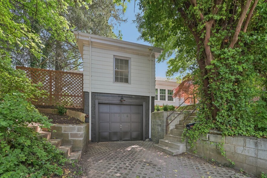 Building Photo - 1316 Glenwood Ave