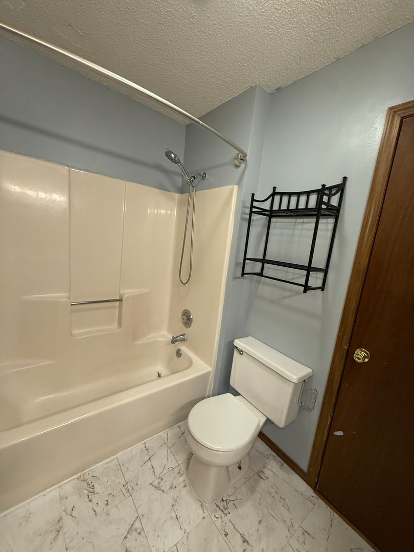 Building Photo - 6316 High Point Run