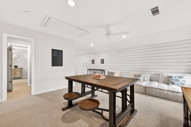 Building Photo - 26102 Lazy Waters Dr