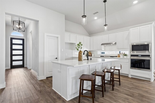 Building Photo - 6145 Tahoe Winds Dr