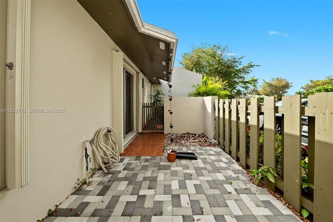 Building Photo - 12246 SW 116th Ln