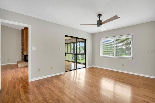 Building Photo - 15 Escondido Cir