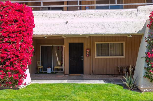 Building Photo - 510 N Villa Ct