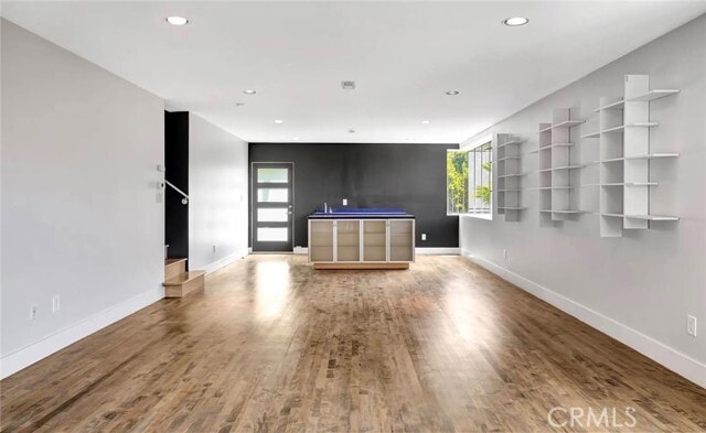 Building Photo - 6396 Weidlake Dr