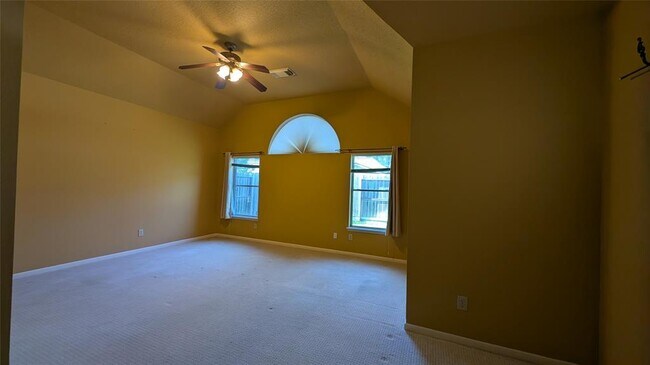 Building Photo - 23206 Colony Green Dr