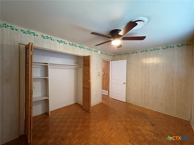 Building Photo - 1313 Elia St