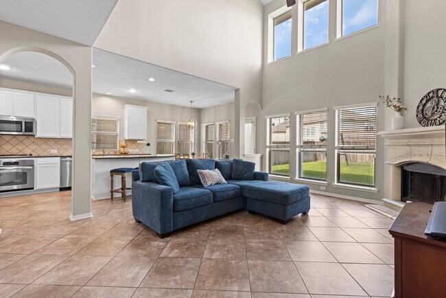 Building Photo - 63 W Lasting Spring Cir