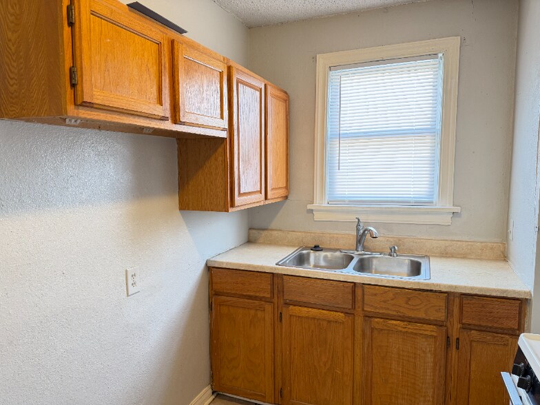 Building Photo - 1117 NW 38th St