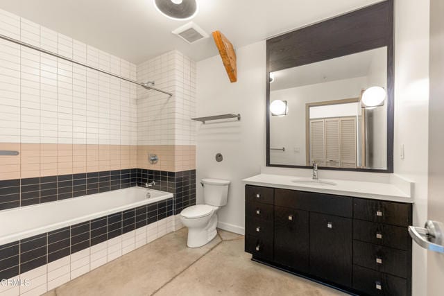 Building Photo - 527 Molino St