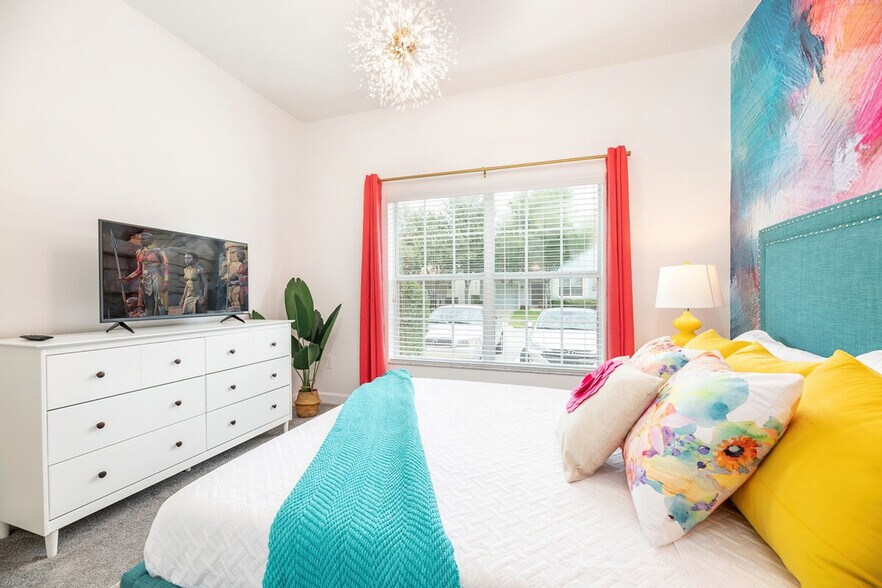 Building Photo - 8938 Cuban Palm Rd