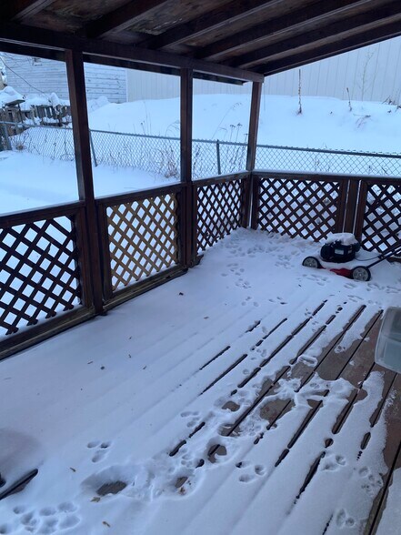 Building Photo - 1107 N 7th Ave E